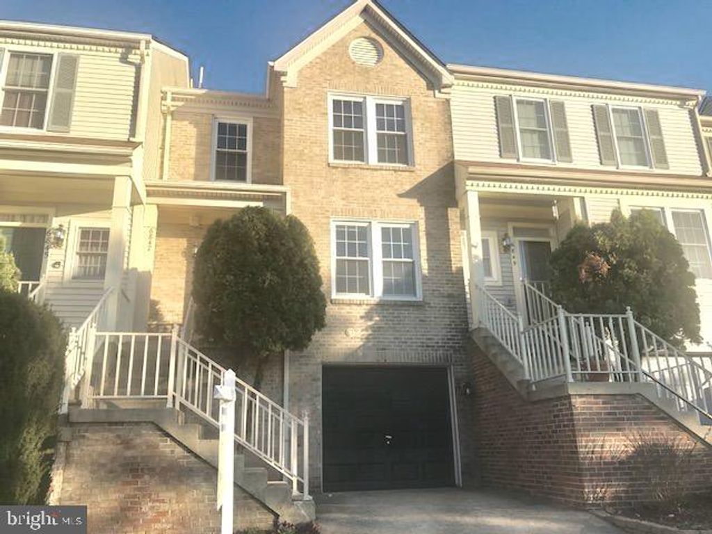 6847 MALTON CT, Centreville, VA 20121