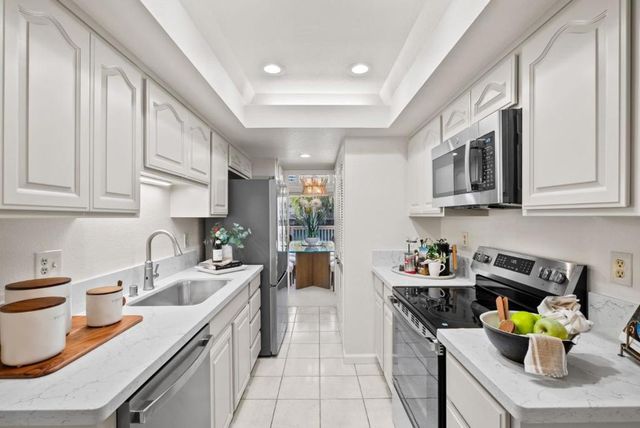 109 Vista Del Lago, Los Gatos, CA 95032