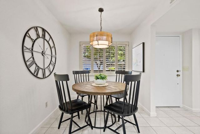 109 Vista Del Lago, Los Gatos, CA 95032