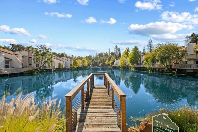 109 Vista Del Lago, Los Gatos, CA 95032