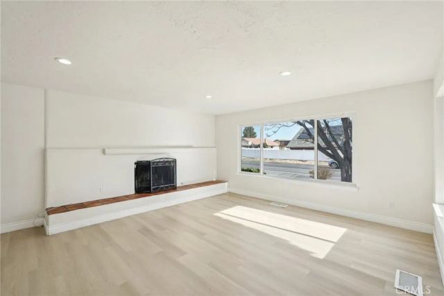 14000 Spring Valley Parkway, Victorville, CA 92395