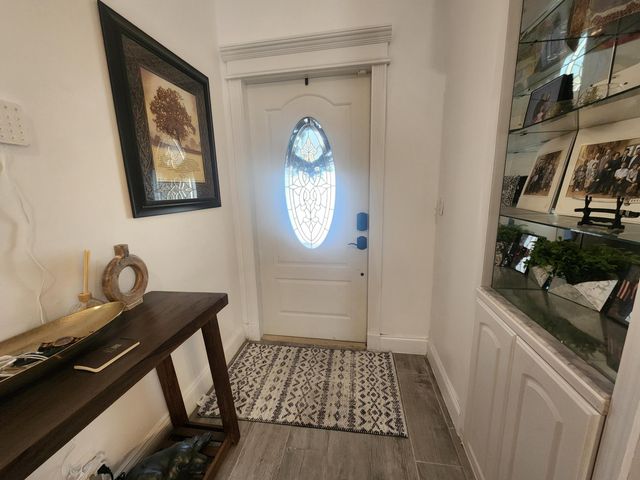 250 E Riverbend Drive, Sunrise, FL 33326