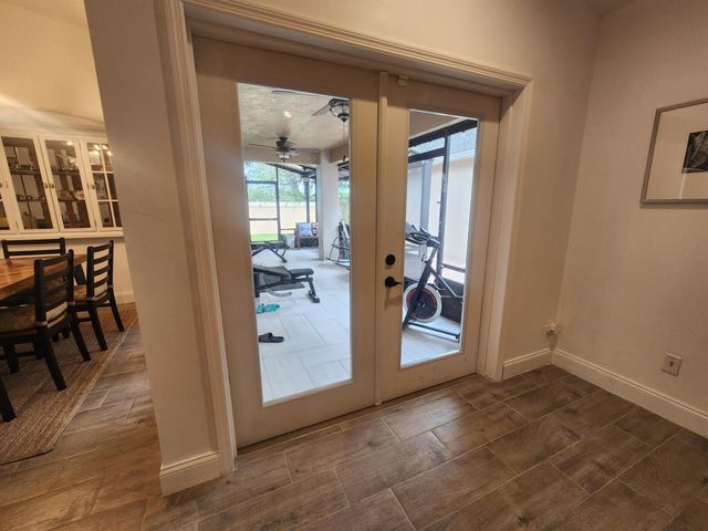250 E Riverbend Drive, Sunrise, FL 33326
