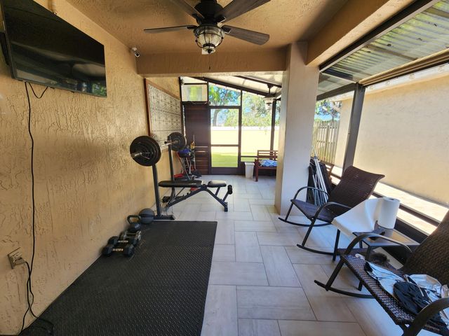250 E Riverbend Drive, Sunrise, FL 33326