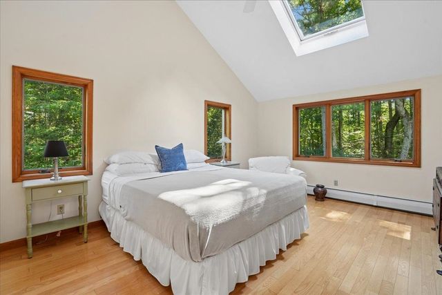 10 Standish Way, Amherst, NH 03031