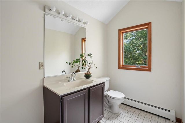 10 Standish Way, Amherst, NH 03031
