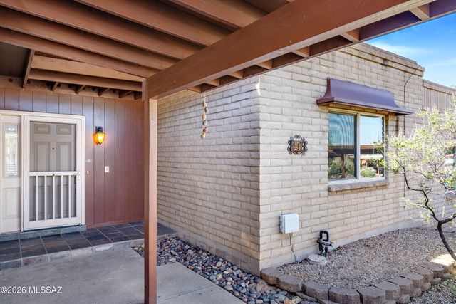 118 E Cholla Shadows Drive, Oro Valley, AZ 85704