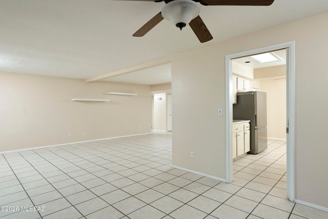 118 E Cholla Shadows Drive, Oro Valley, AZ 85704
