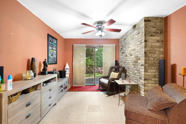 417 Brandywine Dr., Burnsville, MN 55337