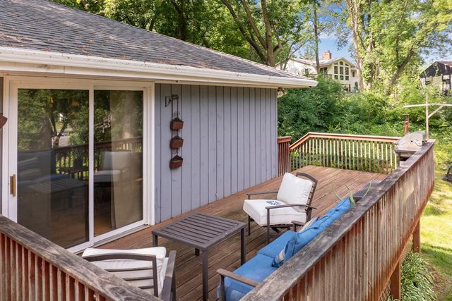 417 Brandywine Dr., Burnsville, MN 55337