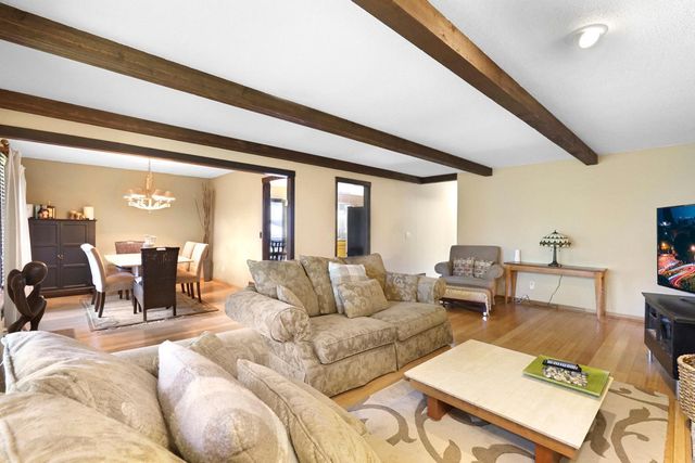 417 Brandywine Dr., Burnsville, MN 55337