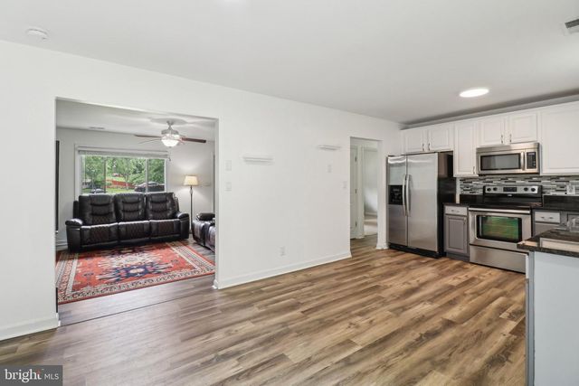 12 TURNER DR, Stafford, VA 22556