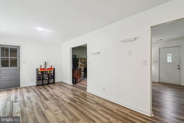 12 TURNER DR, Stafford, VA 22556