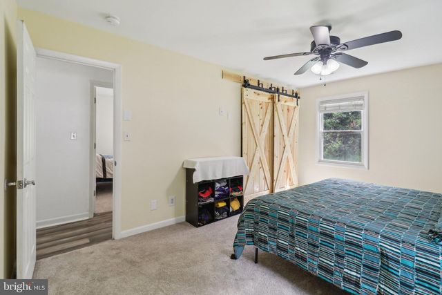 12 TURNER DR, Stafford, VA 22556