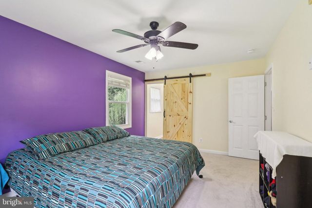 12 TURNER DR, Stafford, VA 22556