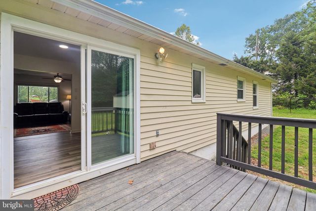 12 TURNER DR, Stafford, VA 22556