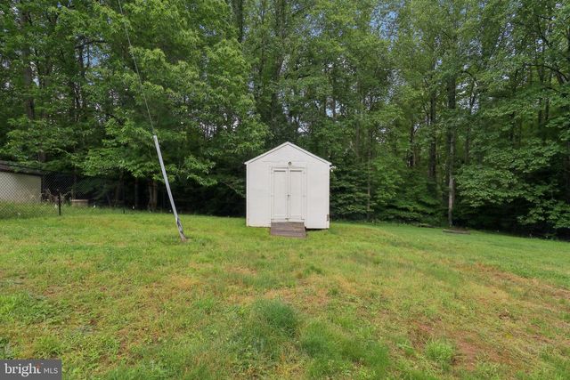 12 TURNER DR, Stafford, VA 22556