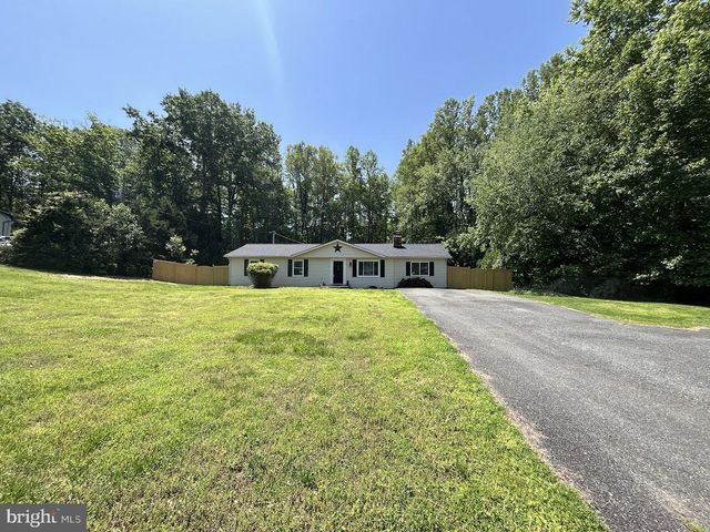 12 TURNER DR, Stafford, VA 22556