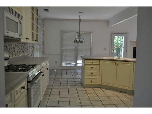 2702 Bridgegate Cove NE, Marietta, GA 30068