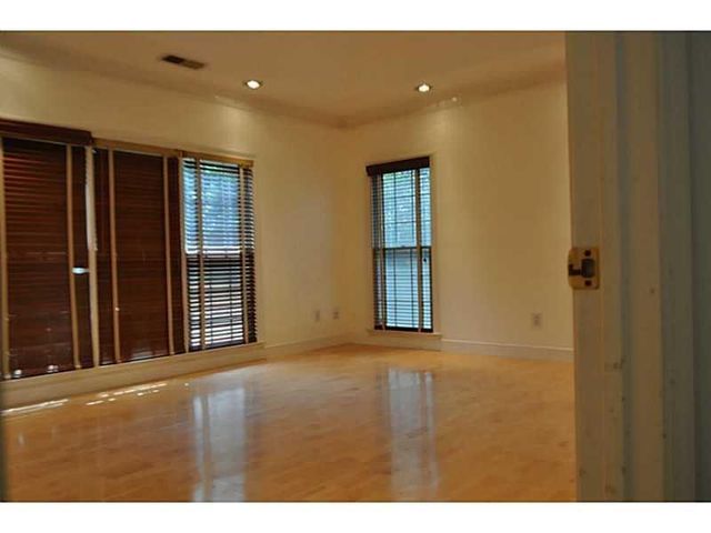 2702 Bridgegate Cove NE, Marietta, GA 30068
