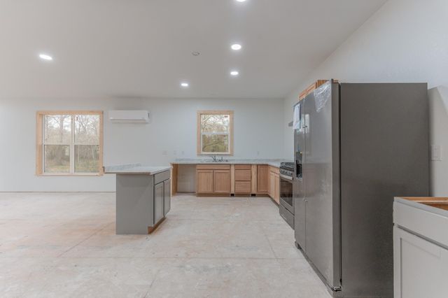 2077 County Road 408, Navasota, TX 77868