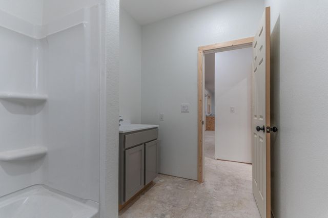 2077 County Road 408, Navasota, TX 77868