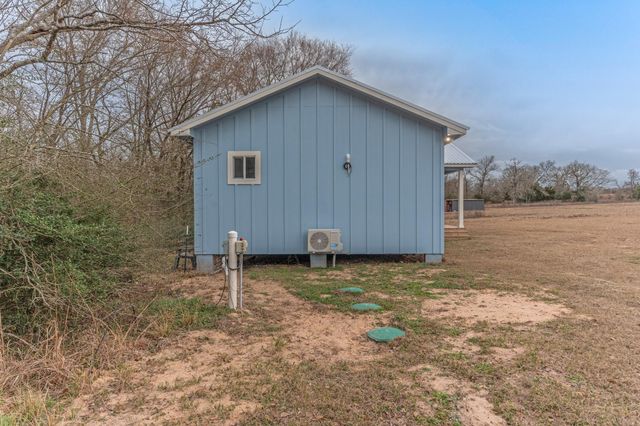 2077 County Road 408, Navasota, TX 77868
