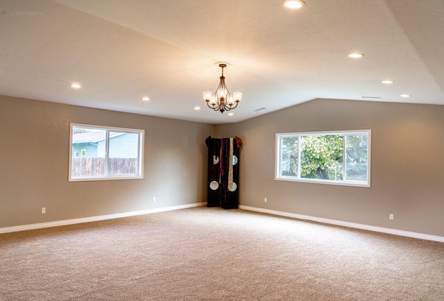 3086 Marilee Street, Medford, OR 97501