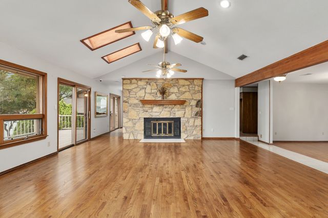 7909 Woodharbor Drive, Fort Worth, TX 76179