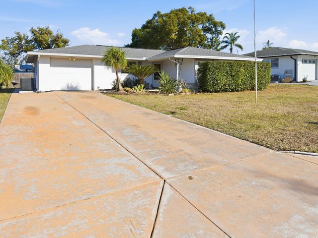 7903 VALMY LANE, Port Richey, FL 34668