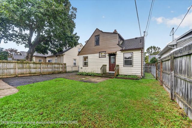1919 Harding Avenue, Lansing, MI 48910