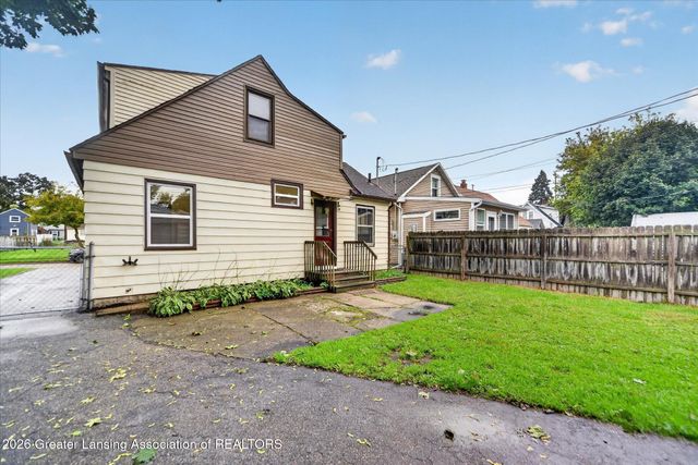 1919 Harding Avenue, Lansing, MI 48910
