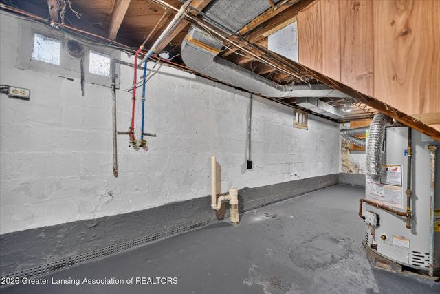 1919 Harding Avenue, Lansing, MI 48910