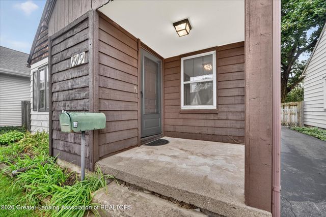 1919 Harding Avenue, Lansing, MI 48910