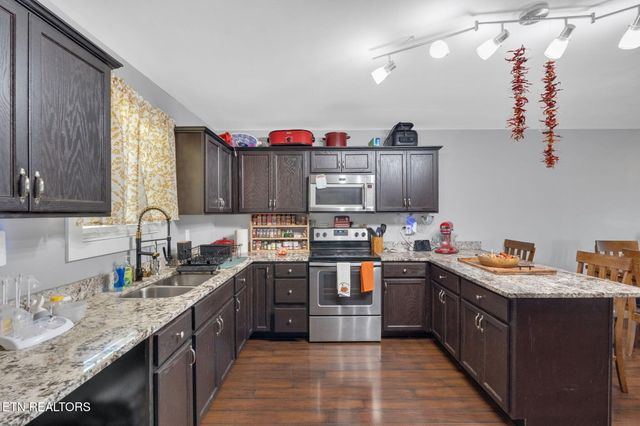 487 Kearney Rd, New Market, TN 37820