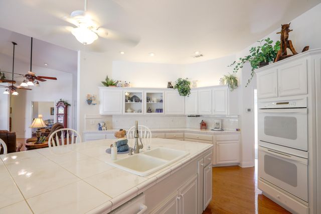 6639 Riata Drive, Redding, CA 96002