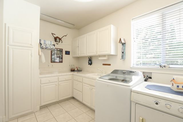 6639 Riata Drive, Redding, CA 96002