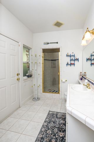 6639 Riata Drive, Redding, CA 96002