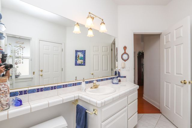 6639 Riata Drive, Redding, CA 96002