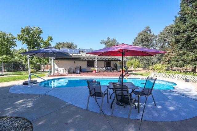 6639 Riata Drive, Redding, CA 96002