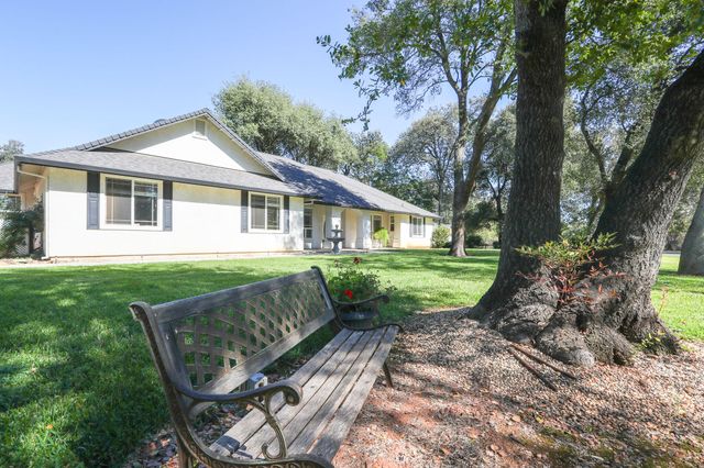 6639 Riata Drive, Redding, CA 96002