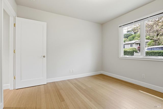 2166 5th Ave, San Rafael, CA 94901