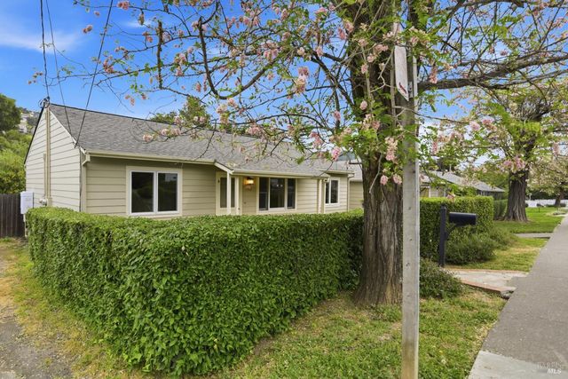 2166 5th Ave, San Rafael, CA 94901