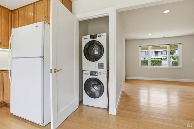 2166 5th Ave, San Rafael, CA 94901