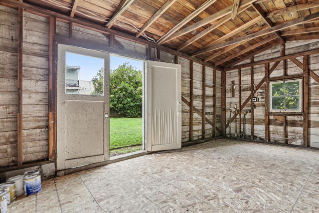 2166 5th Ave, San Rafael, CA 94901