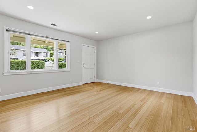 2166 5th Ave, San Rafael, CA 94901