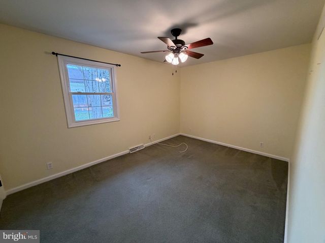 15 OLD TOLL BRIDGE RD, Pennsville, NJ 08070