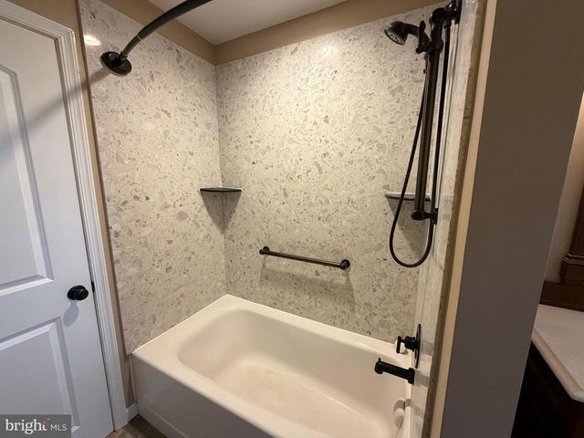 15 OLD TOLL BRIDGE RD, Pennsville, NJ 08070