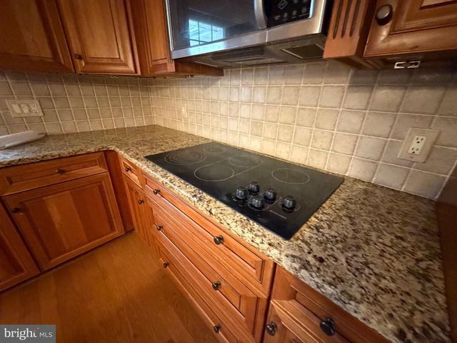 15 OLD TOLL BRIDGE RD, Pennsville, NJ 08070