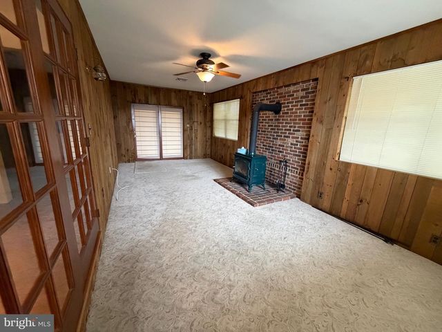 15 OLD TOLL BRIDGE RD, Pennsville, NJ 08070